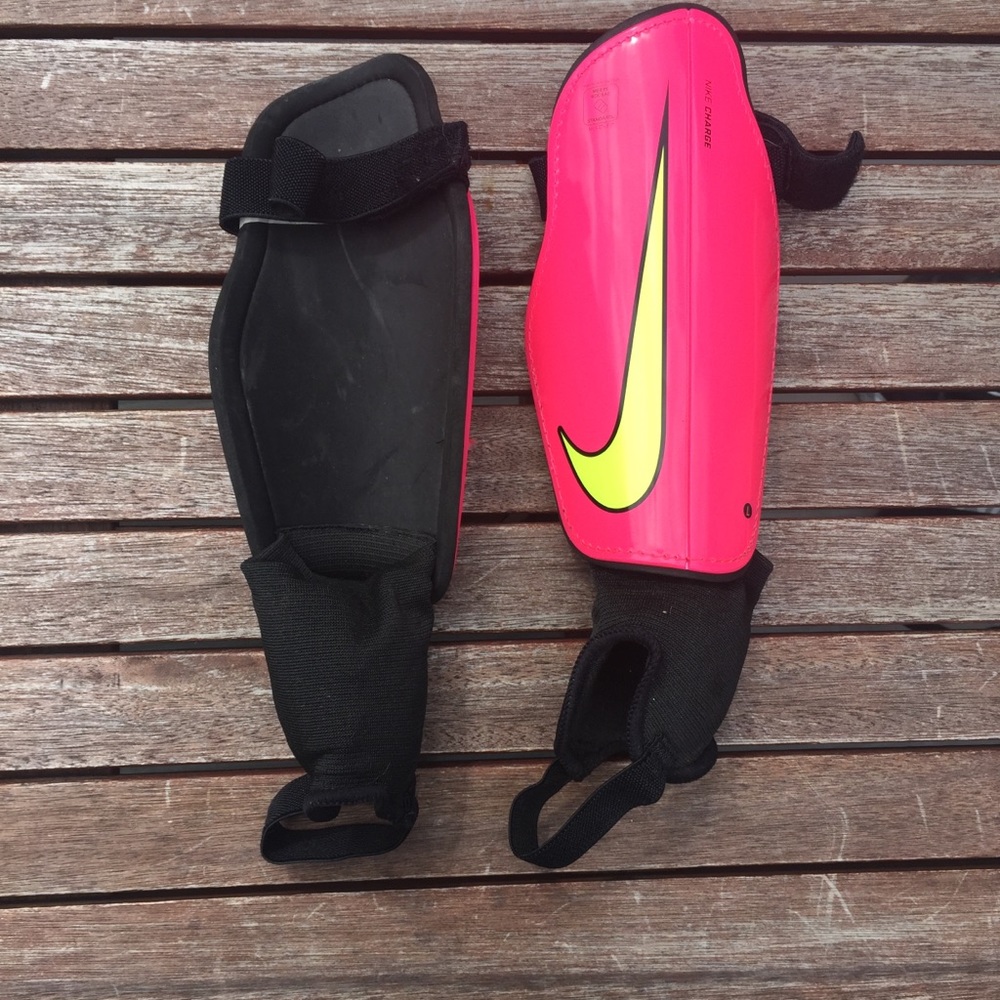 Nike Women’s Soccer Shin Guards